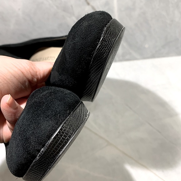 Franco Sarto black suede 4” heels with embossed heel size 8.5 - Picture 4 of 11